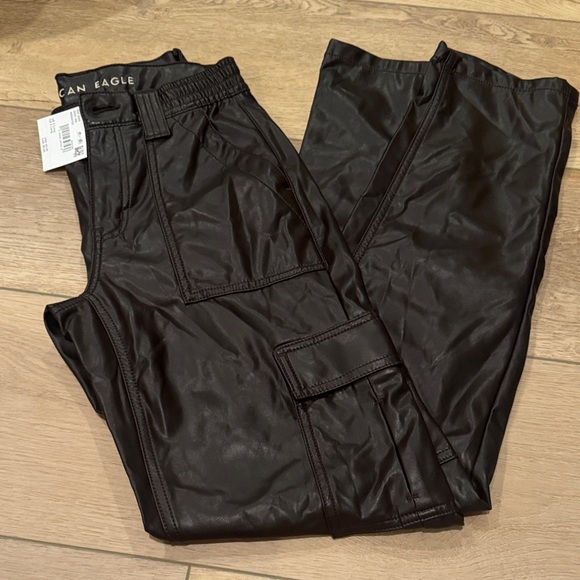 American Eagle Outfitters Dark brown Cargo Pants. NWT. *size: 2 LONG. - Picture 1 of 3